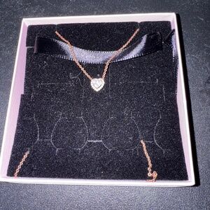 Pandora rose gold Necklace